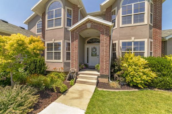 Cost of Transom Window Replacement in Redwood City